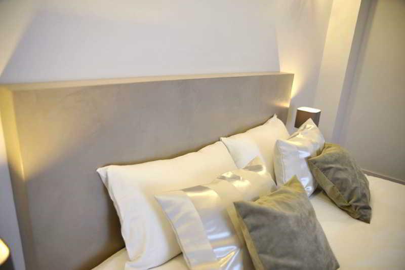 Hotel The Originals Boutique, La Grange,