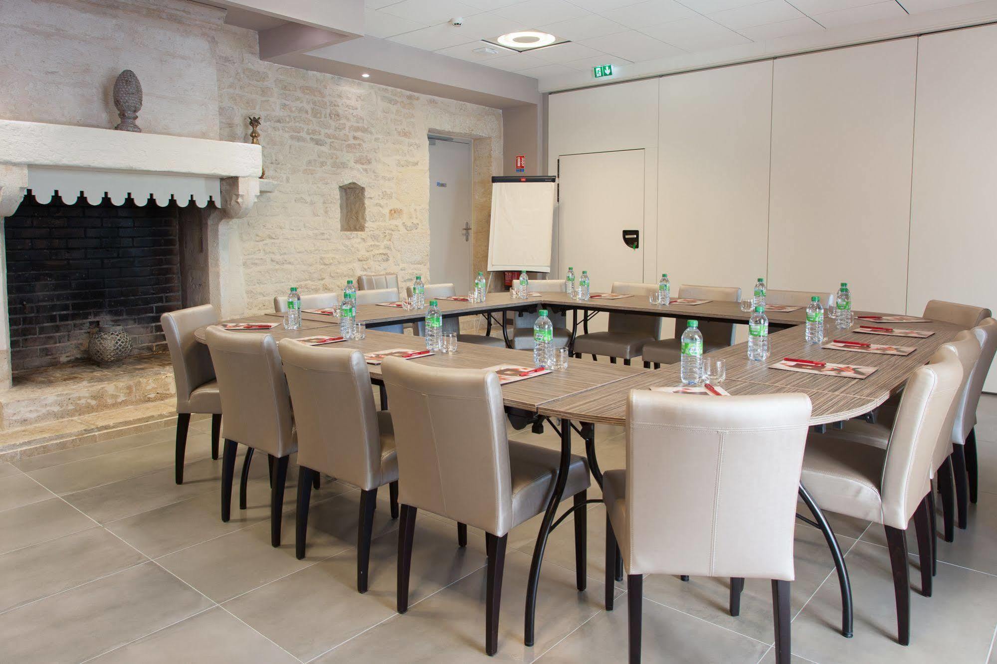 Hotel The Originals Boutique, La Grange, 3*